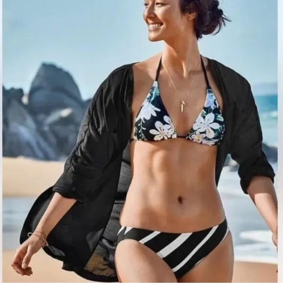 Athleta Black Women's Swim Cover-Up - Picture 3 of 7